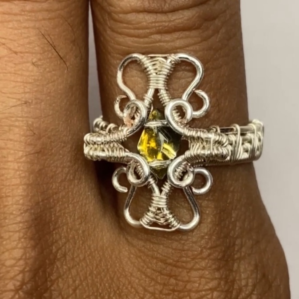 Elegant Silver Wire Wrapped Ring with Yellow Gem